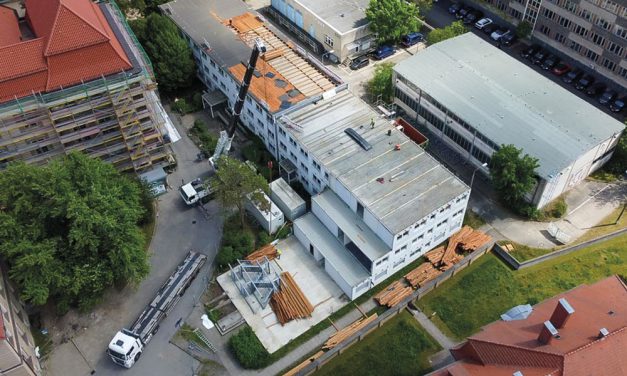 Raus aus dem Rathaus